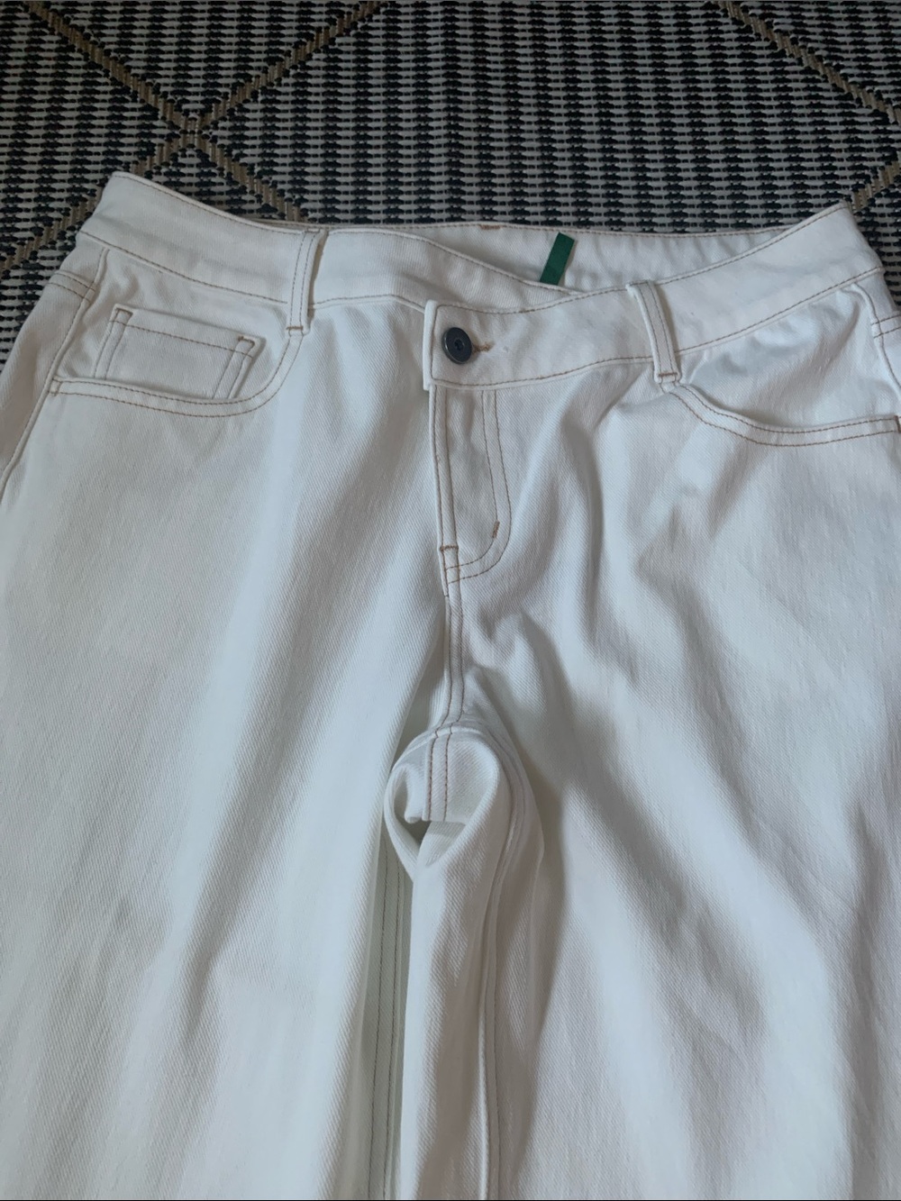 Halara Flex™ Asymmetric Baggy Wide Leg Jeans - Picture 4 of 6